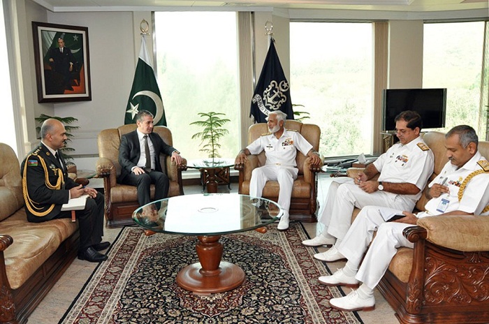 Azerbaijan, Iran discuss military cooperation 